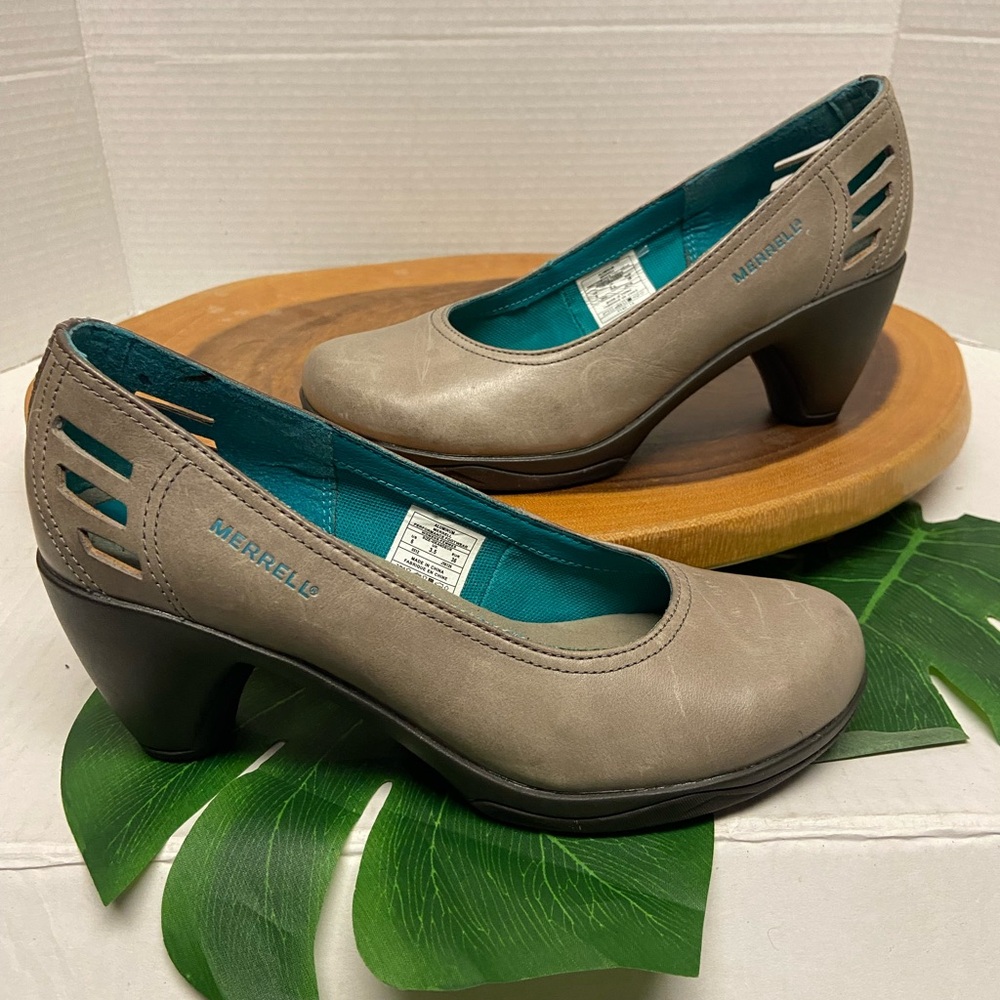 Merrell Grey Leather Heels